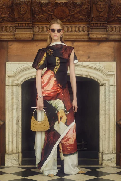 Look 2
